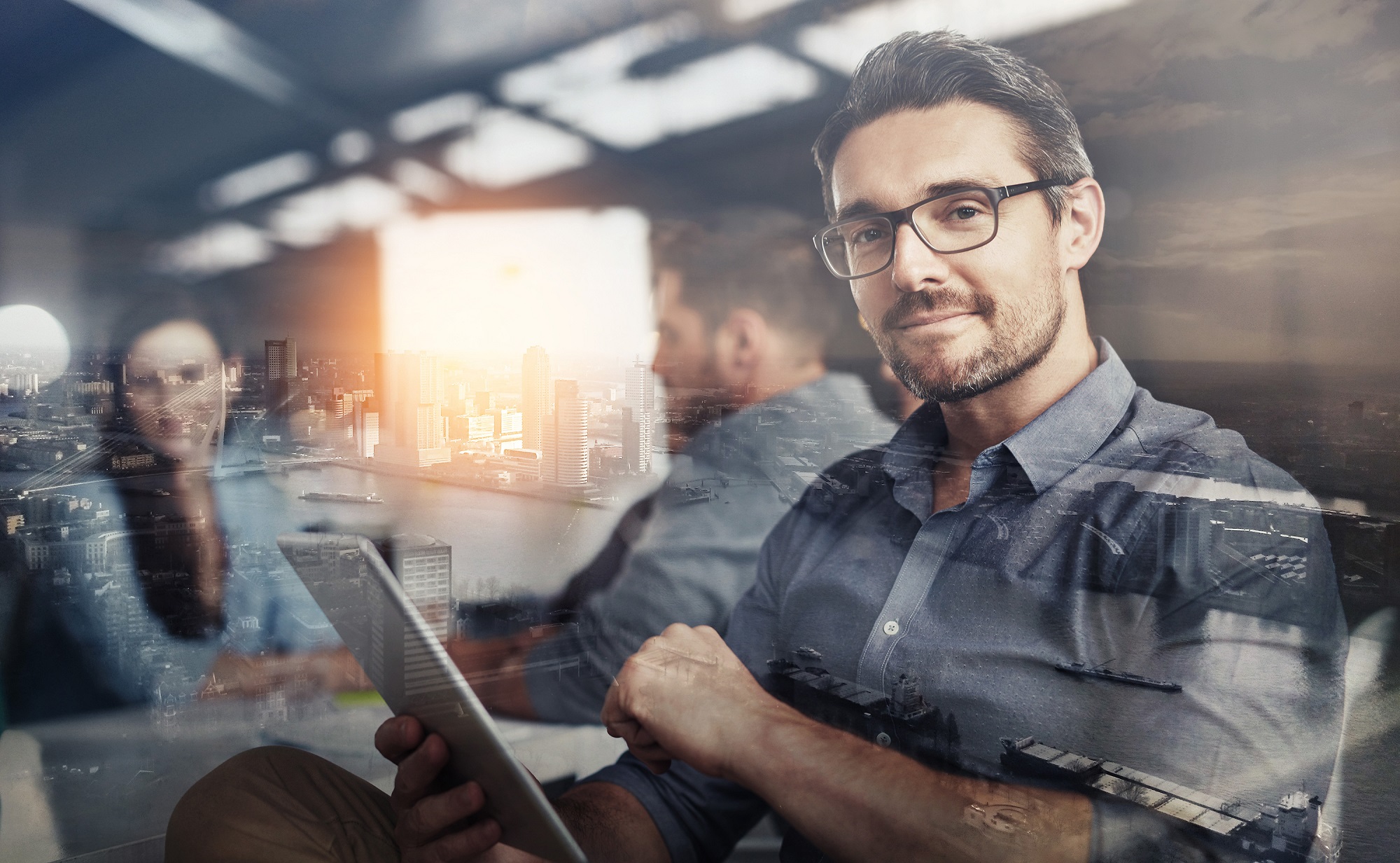 Picture of man with tablet