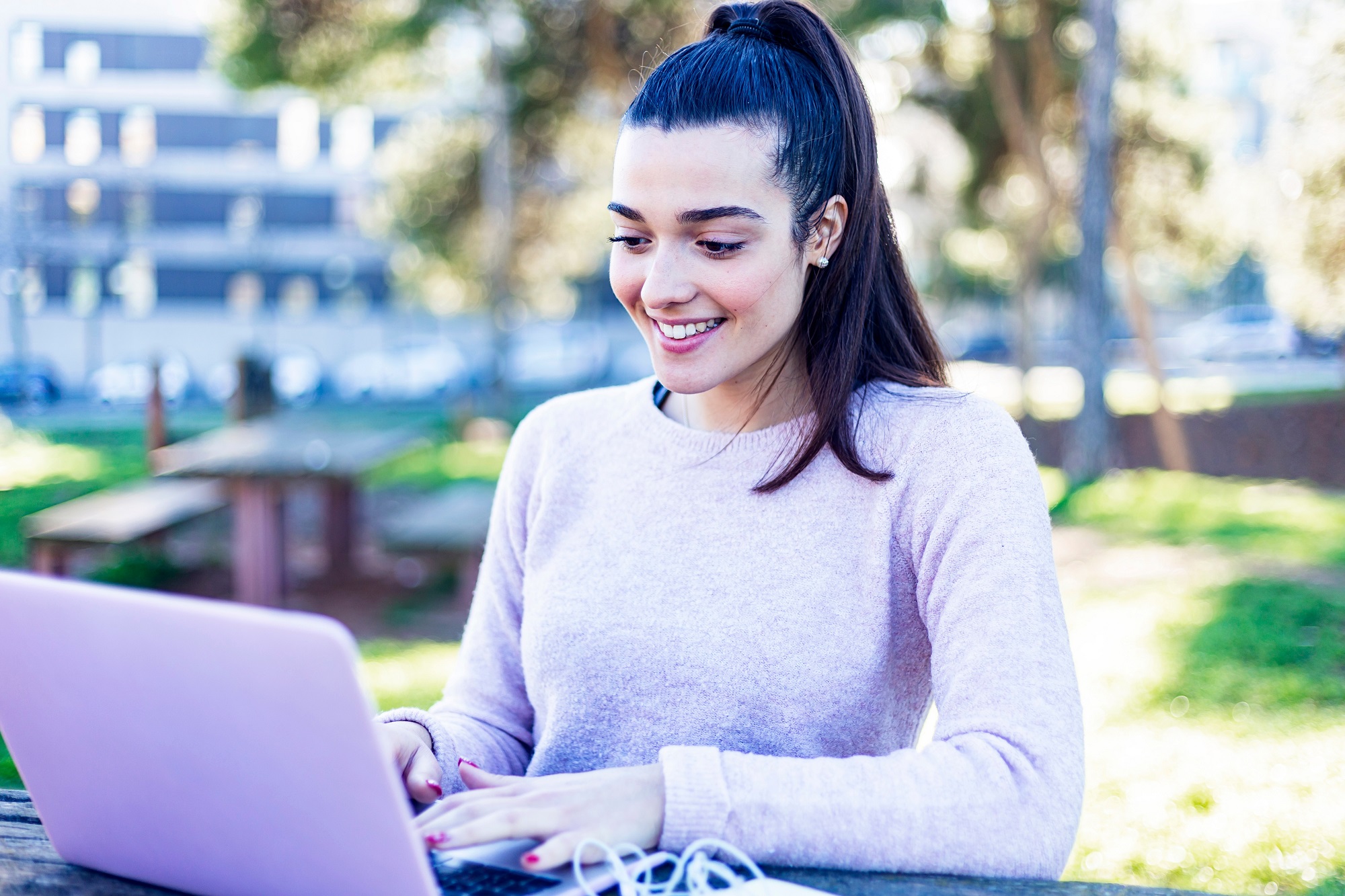 Picture of woman with laptop